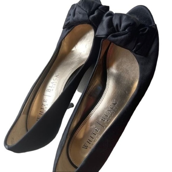 White House Black Market stiletto Heels Satin Bow Open Toe Size 7M - Picture 9 of 9